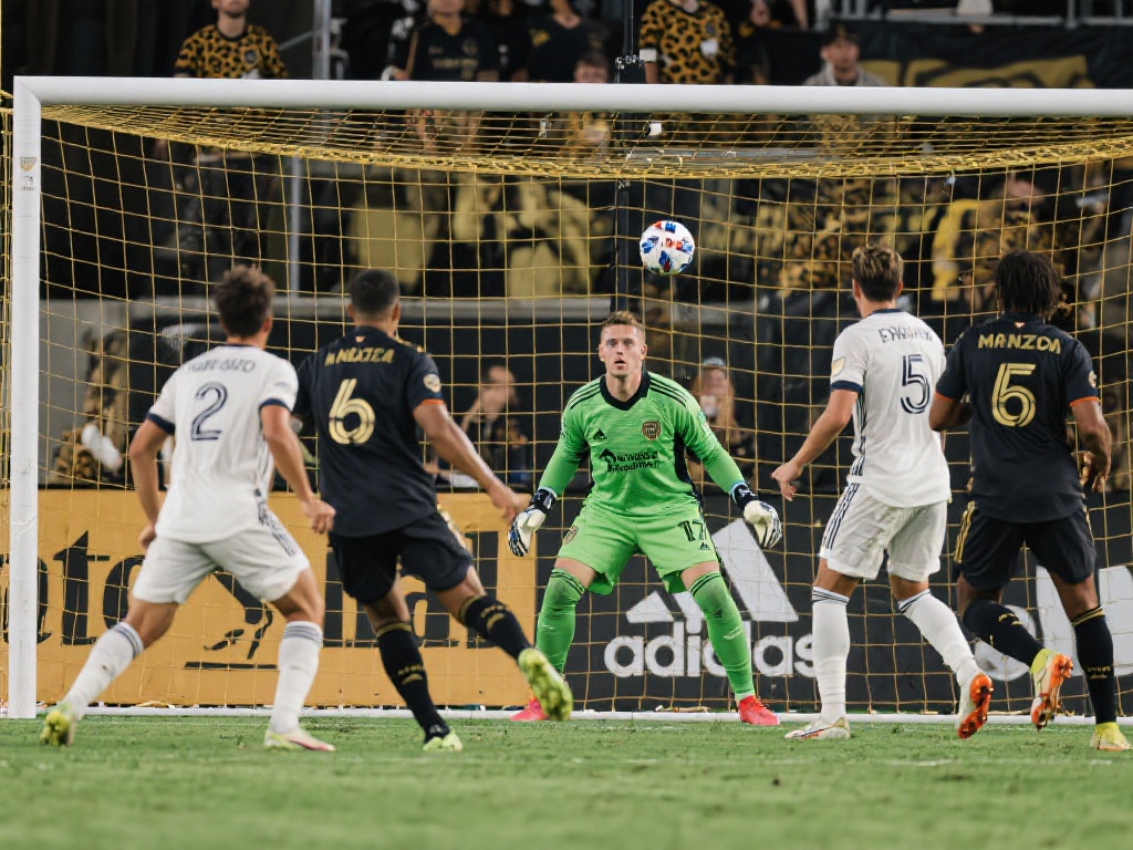 将脱颖而出 将脱颖而出