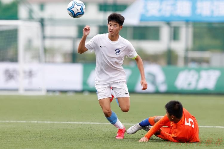 世界杯赛程，开云体育：杨铭锐，从车库走出来的国少前锋