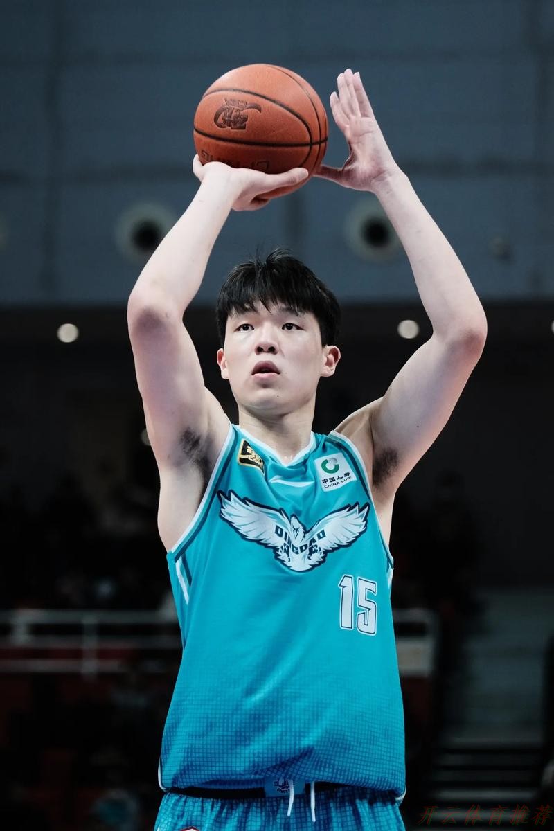 开云体育下载中心：青岛记者：杨瀚森首场适应G联赛后 第二场就展现出很强的个人能力